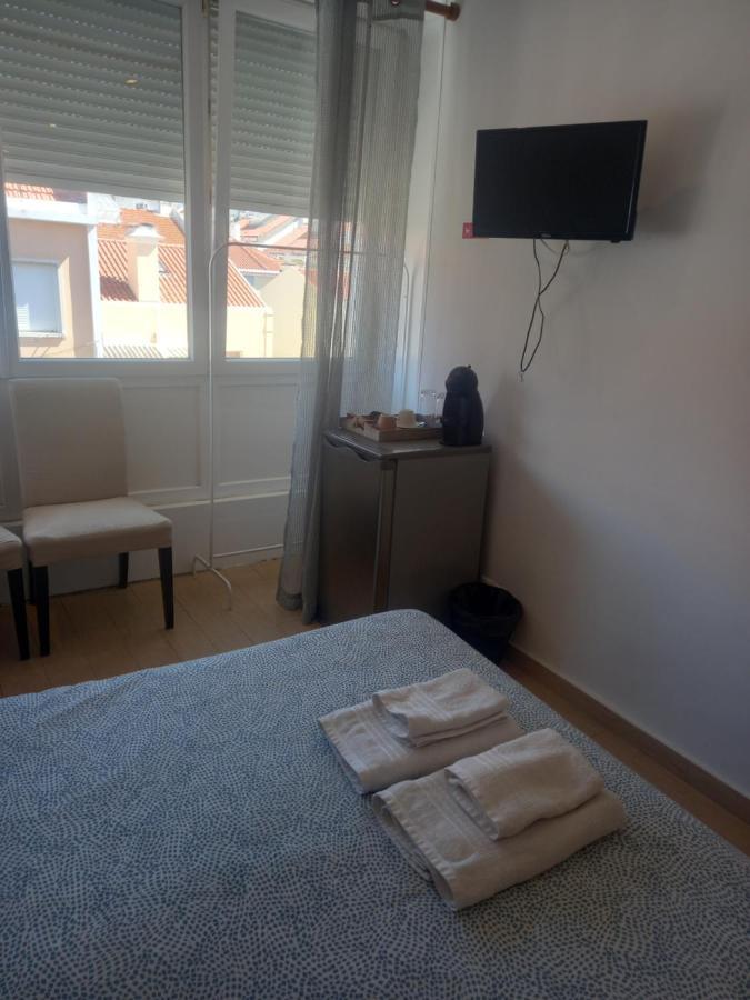 Quarto Suite Em Belem ลิสบอน ภายนอก รูปภาพ